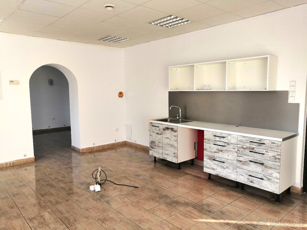 Obchodní prostory, Rokycany, 337 01