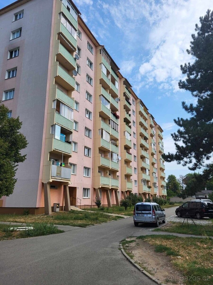 Prodej byt 2+1 - Hodonín, 695 01, 56 m²