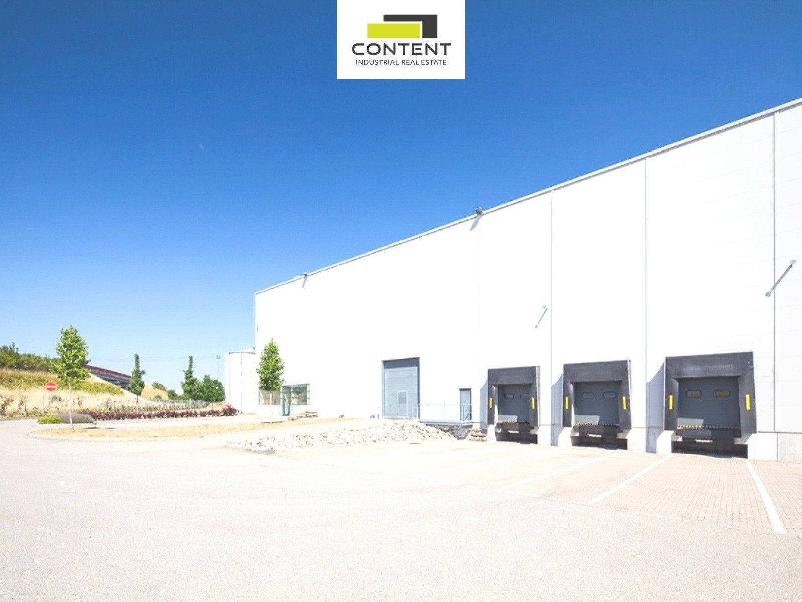 Sklady, Nad Kovárnou, Kněževes, 4 432 m²