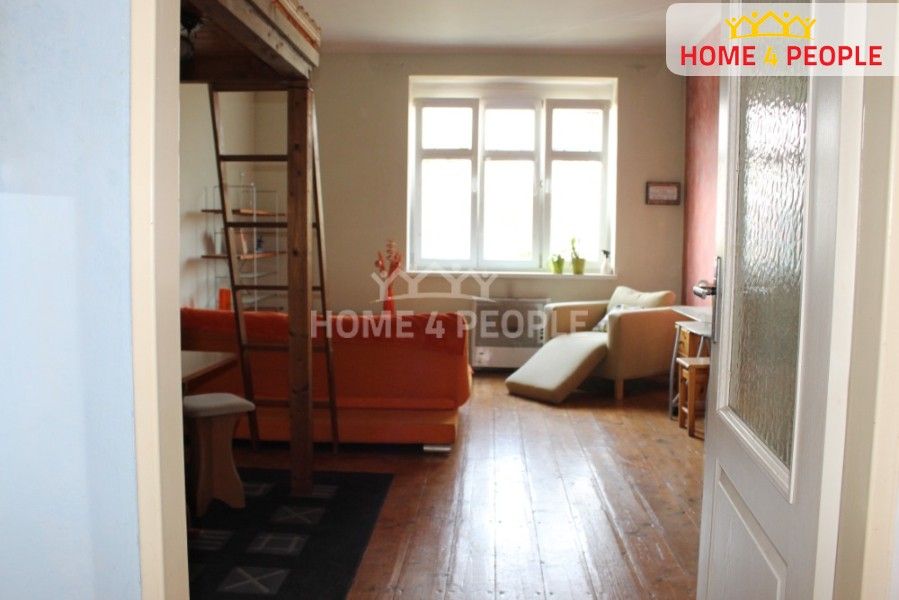 1+kk, Prouzova, Praha, 39 m²