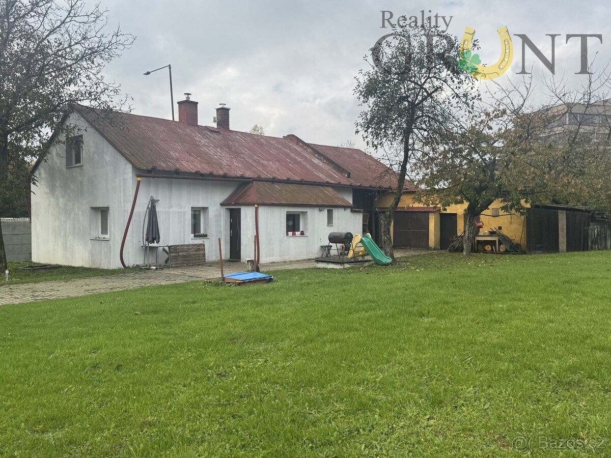 Rodinné domy, Karviná, 733 01