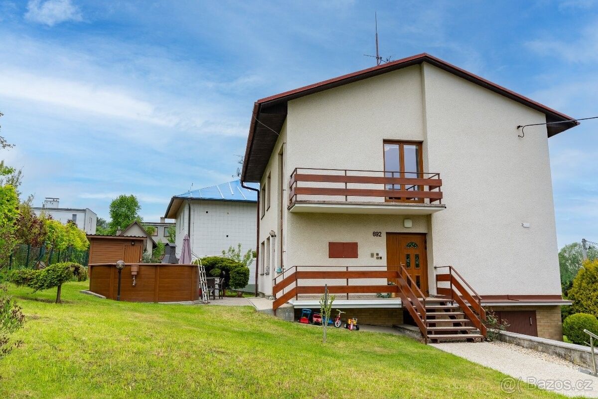 Rodinné domy, Valašské Meziříčí, 757 01