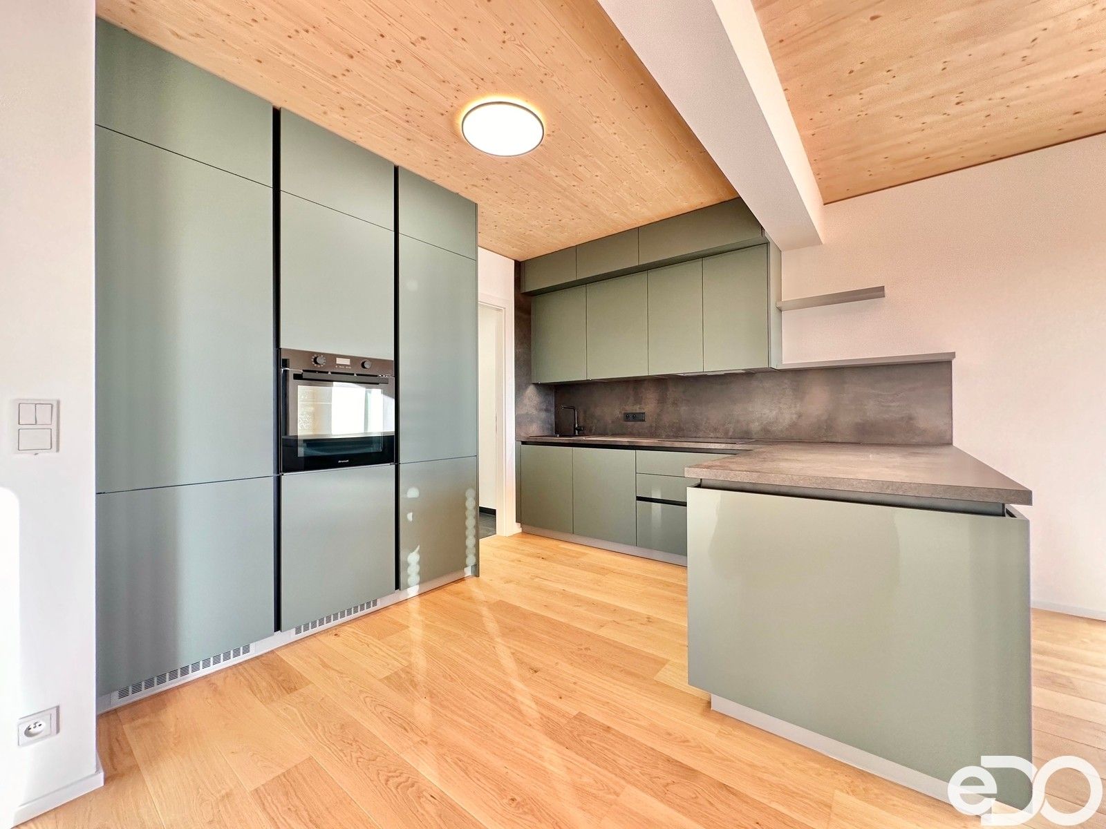 4+kk, Ujgurská, Praha, 111 m²