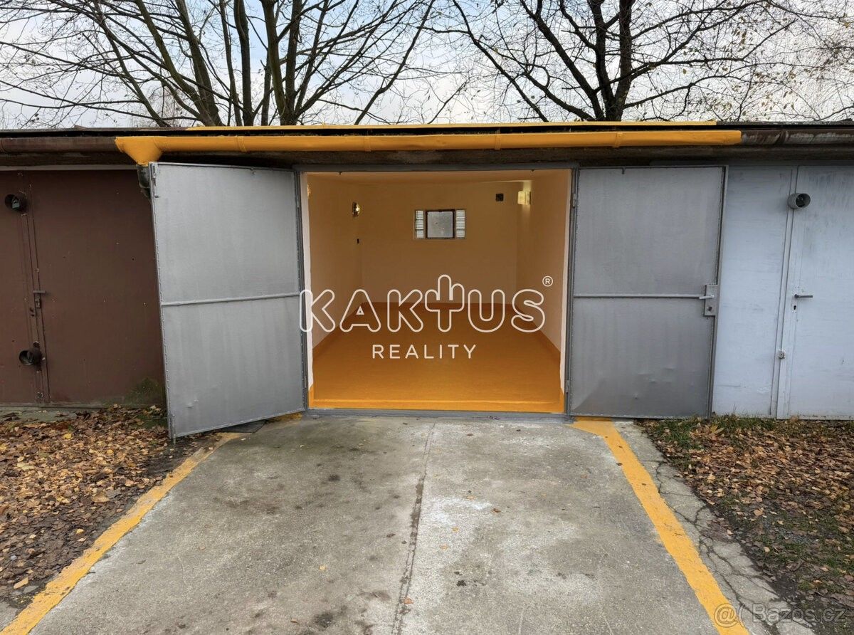 Garáže, Ostrava, 722 00