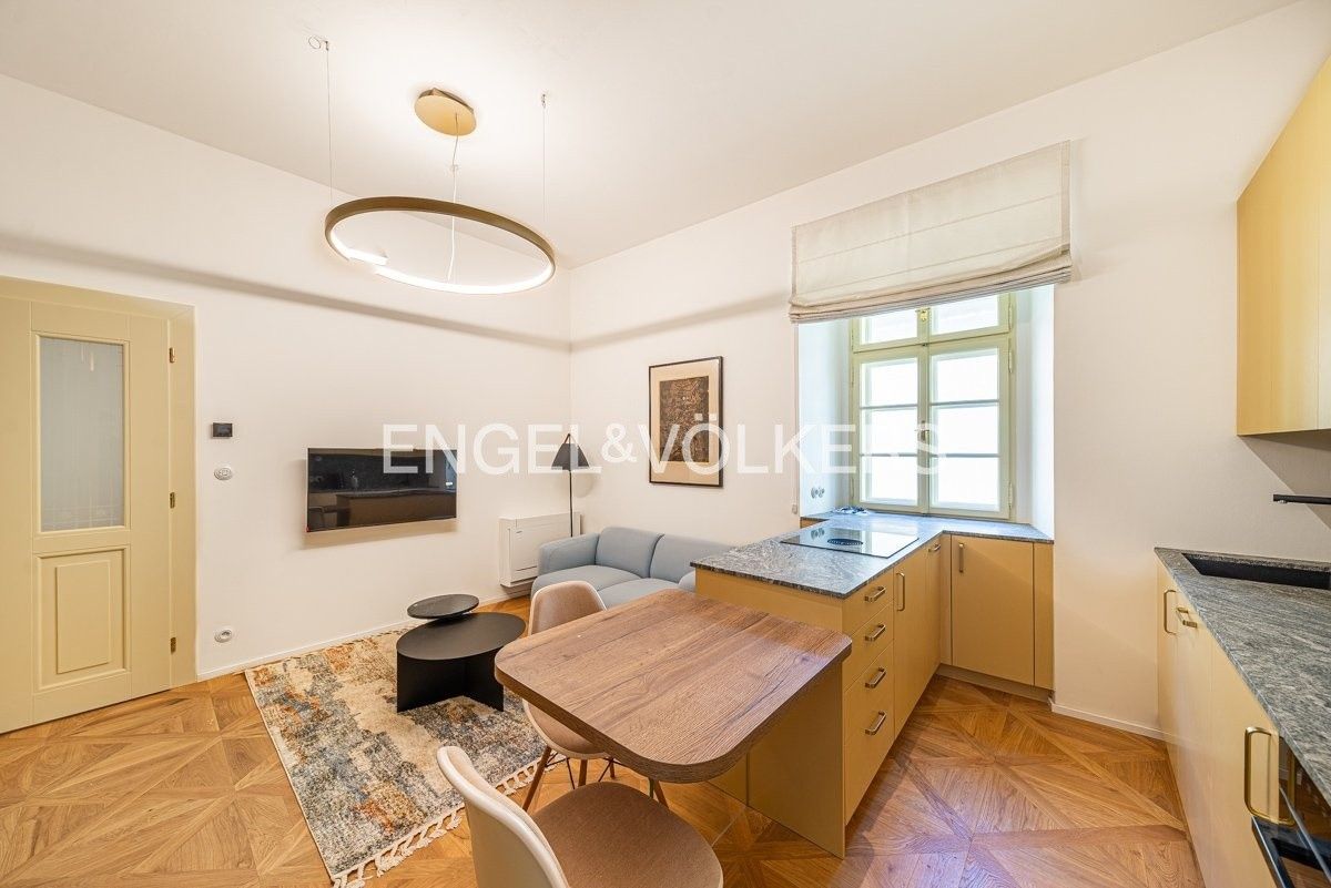 2+kk, Nosticova, Praha, 39 m²