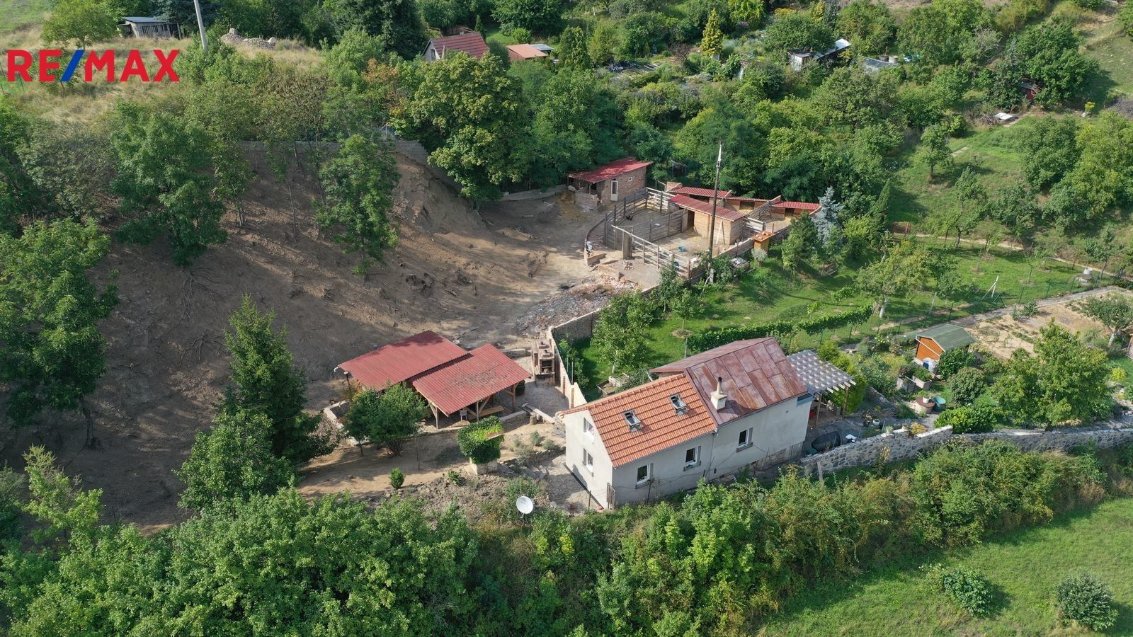 Prodej pozemek pro bydlení - Brno, 2 499 m²