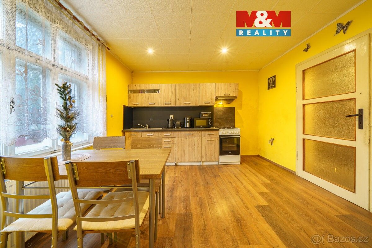 Rodinné domy, Skalná, 351 34