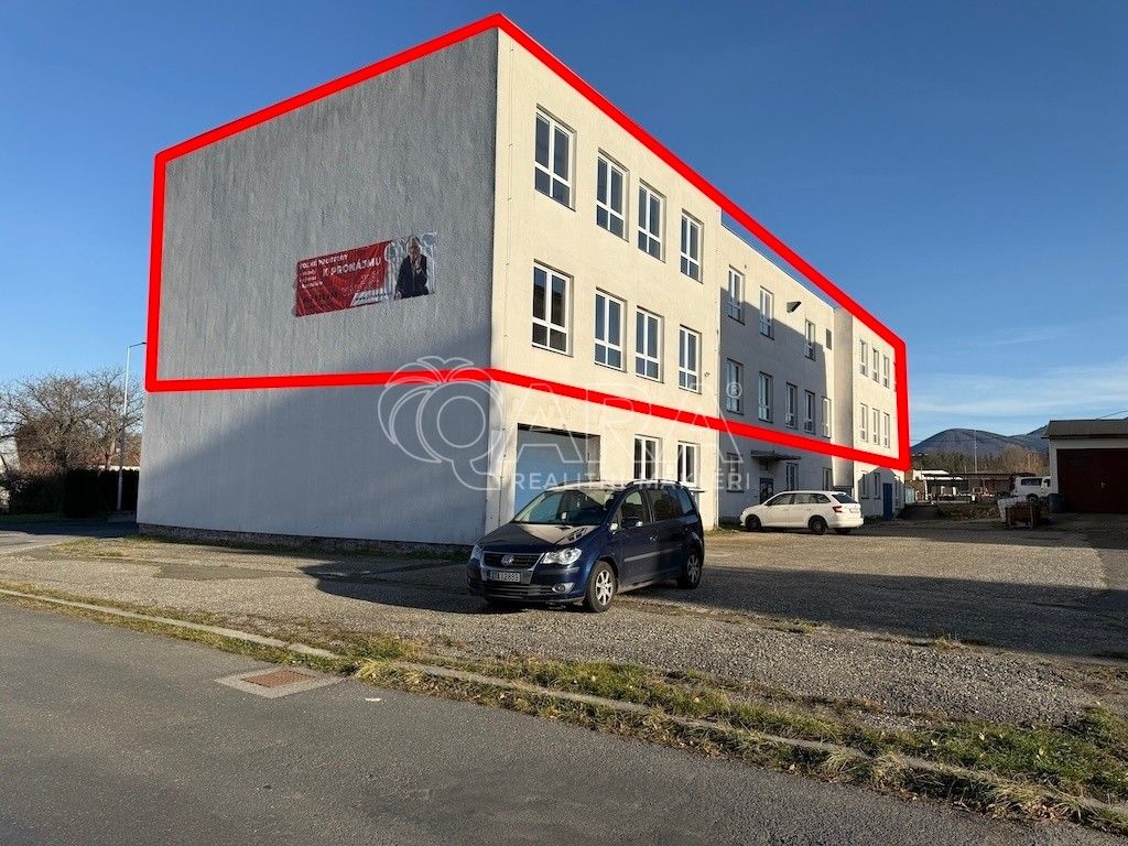Výrobní prostory, Martinská čtvrť, Frenštát pod Radhoštěm, 966 m²