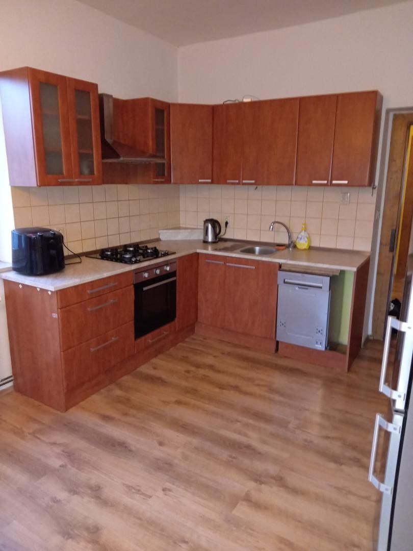 2+1, Resslova, Hradec Králové, 78 m²