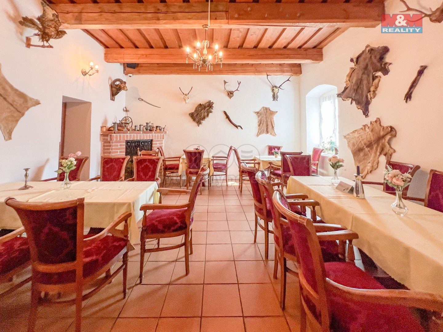 Restaurace, Klostermannovo náměstí, Železná Ruda, 270 m²