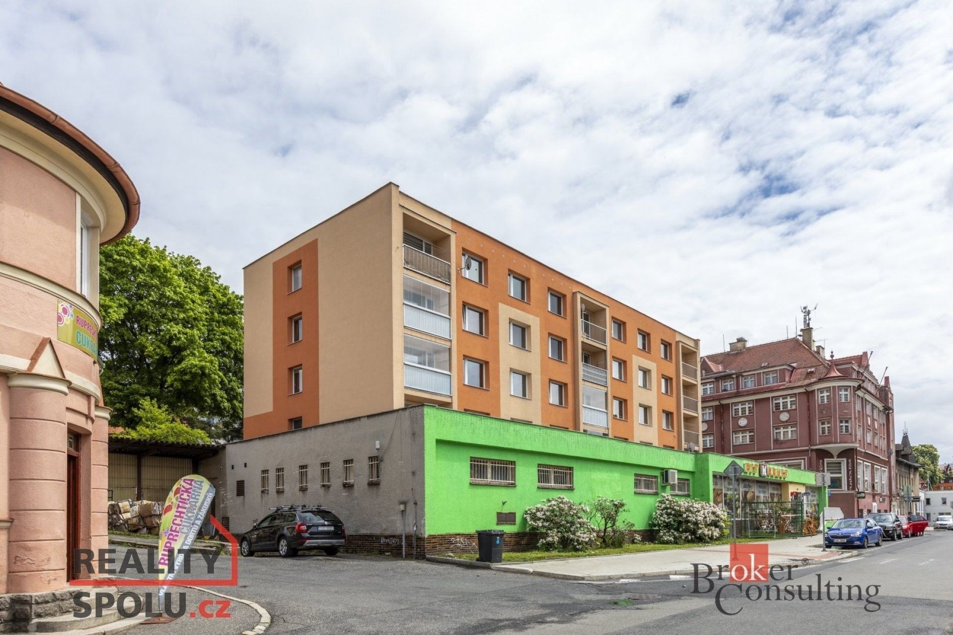 Pronájem byt 2+kk - Hroznová, Liberec, 36 m²