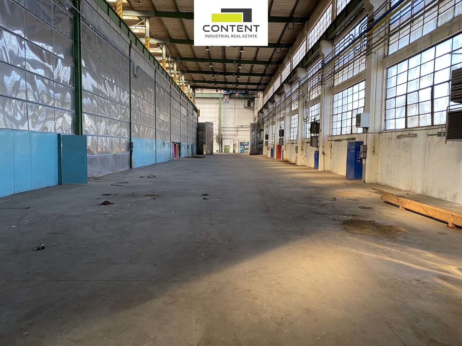 Pronájem výrobní prostory - Pražská třída, Hradec Králové, 1 080 m²