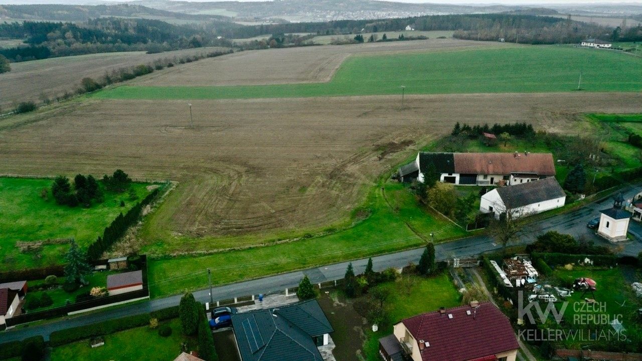 Pozemky pro bydlení, Mokrouše, 1 049 m²