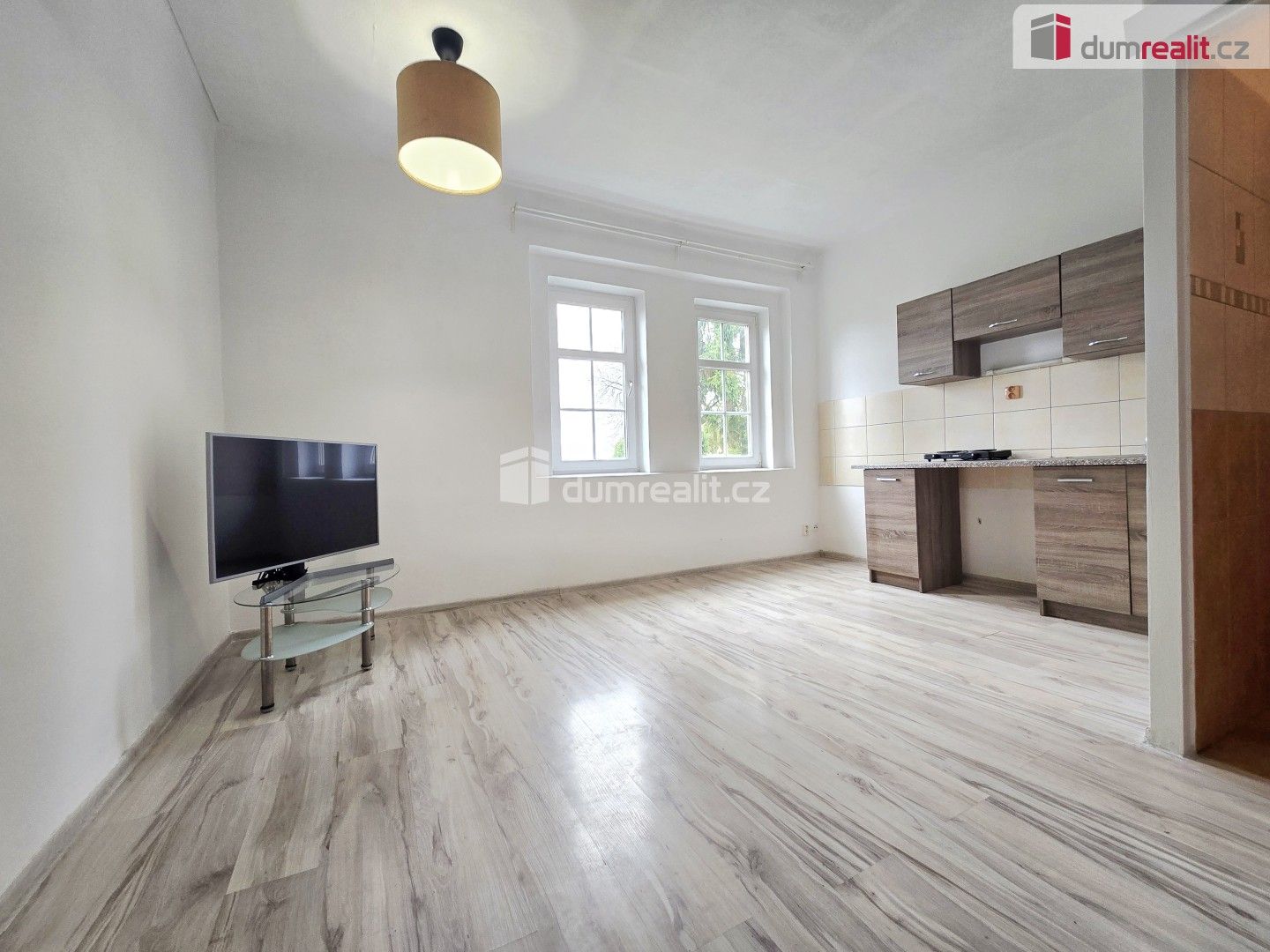 2+kk, 9. května, Lužná, 39 m²