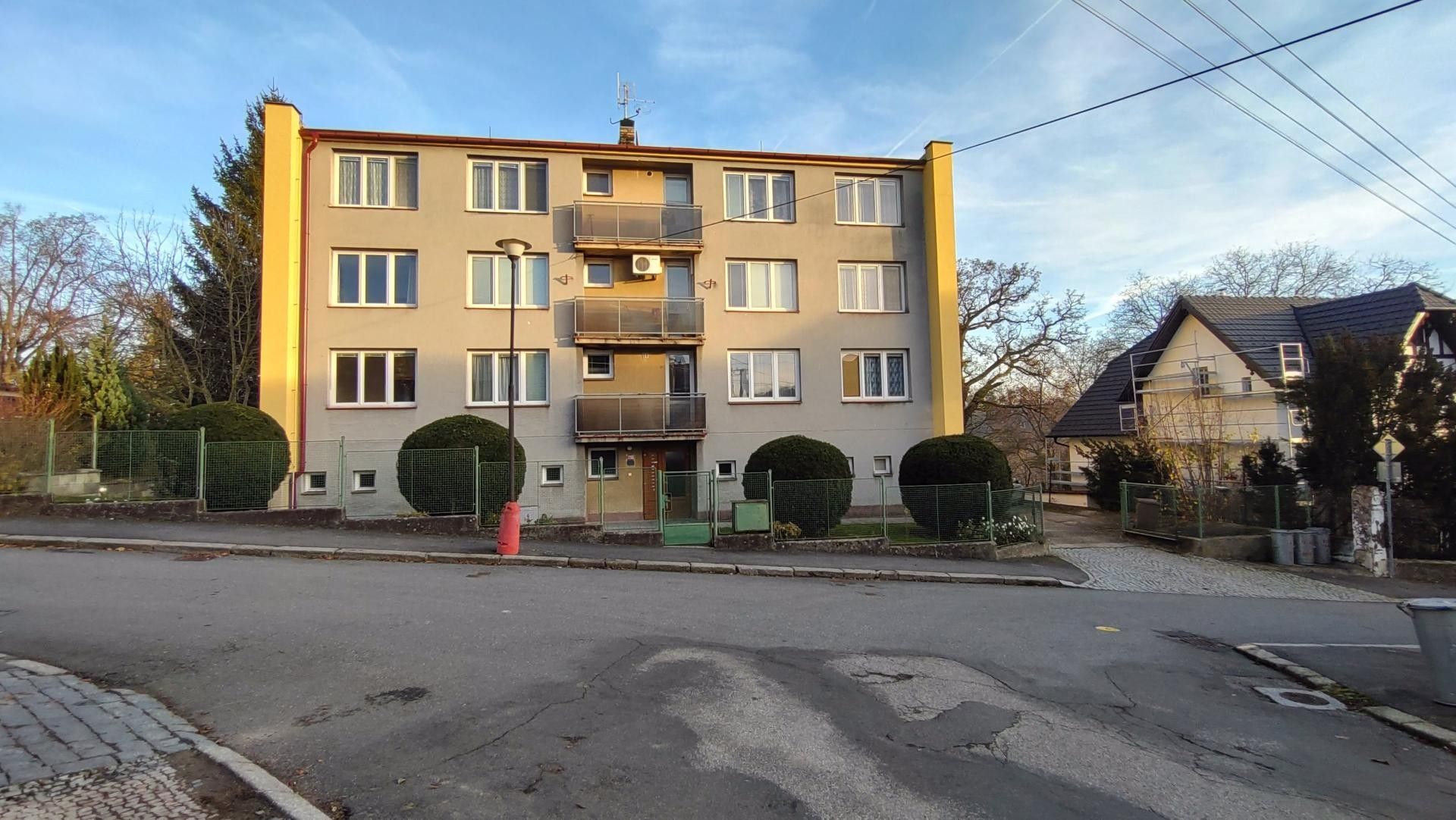 2+kk, Zbyňkova, Tábor, 49 m²