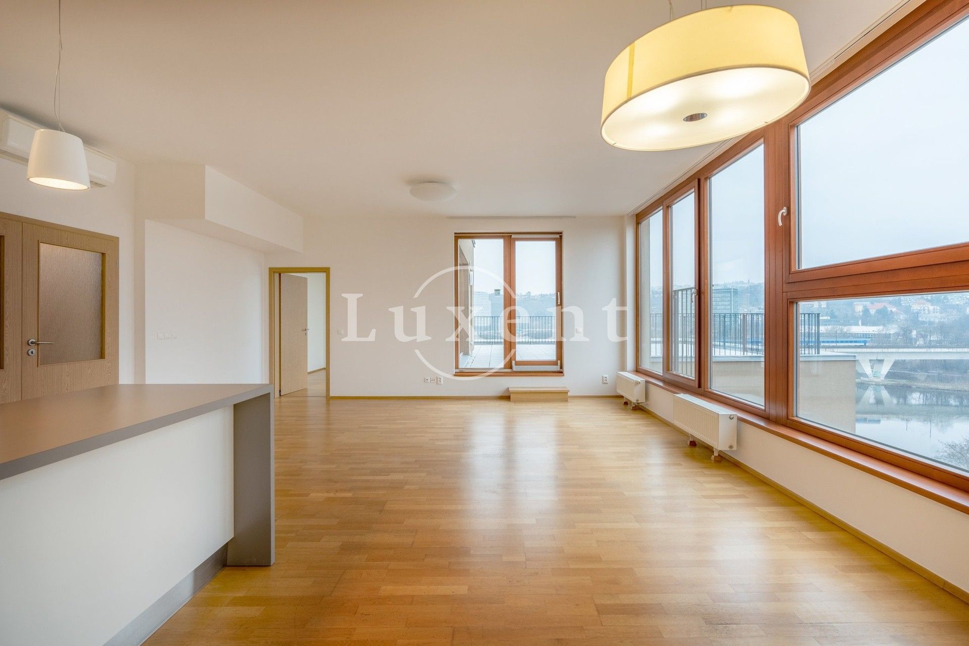 5+kk, Varhulíkové, Praha, 140 m²