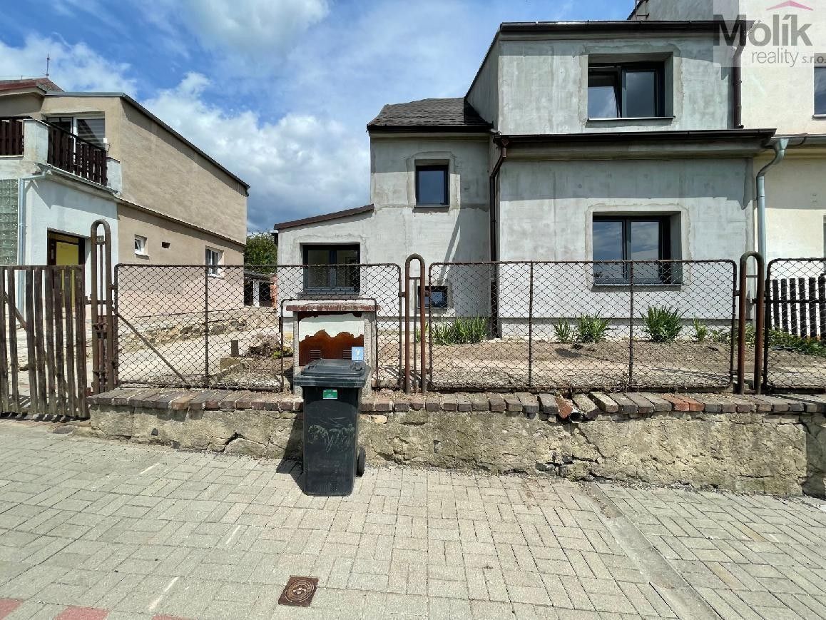 Prodej rodinný dům - Želénky, Zabrušany, 180 m²