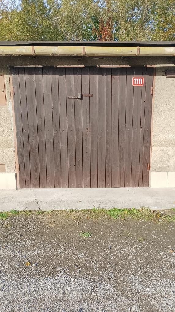 Garáže, Bohumín, 735 51