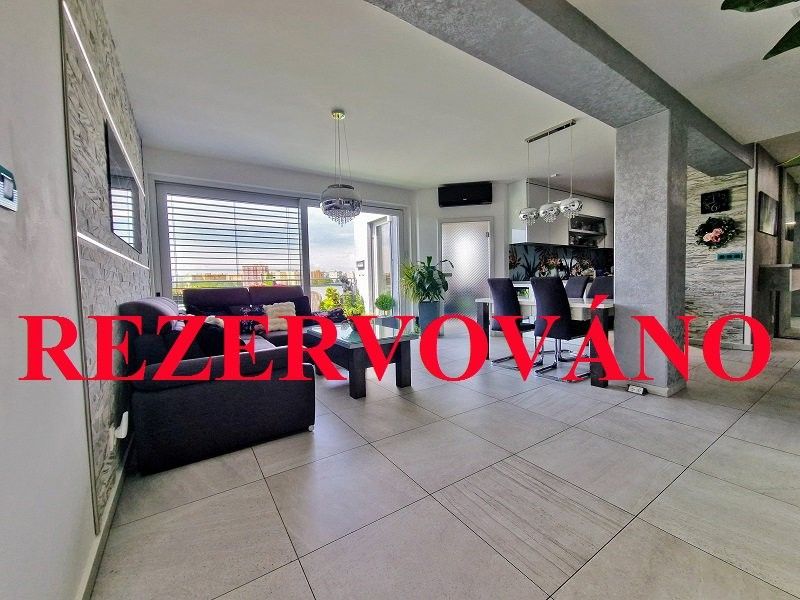 4+kk, Plukovníka Malého, České Budějovice, 140 m²