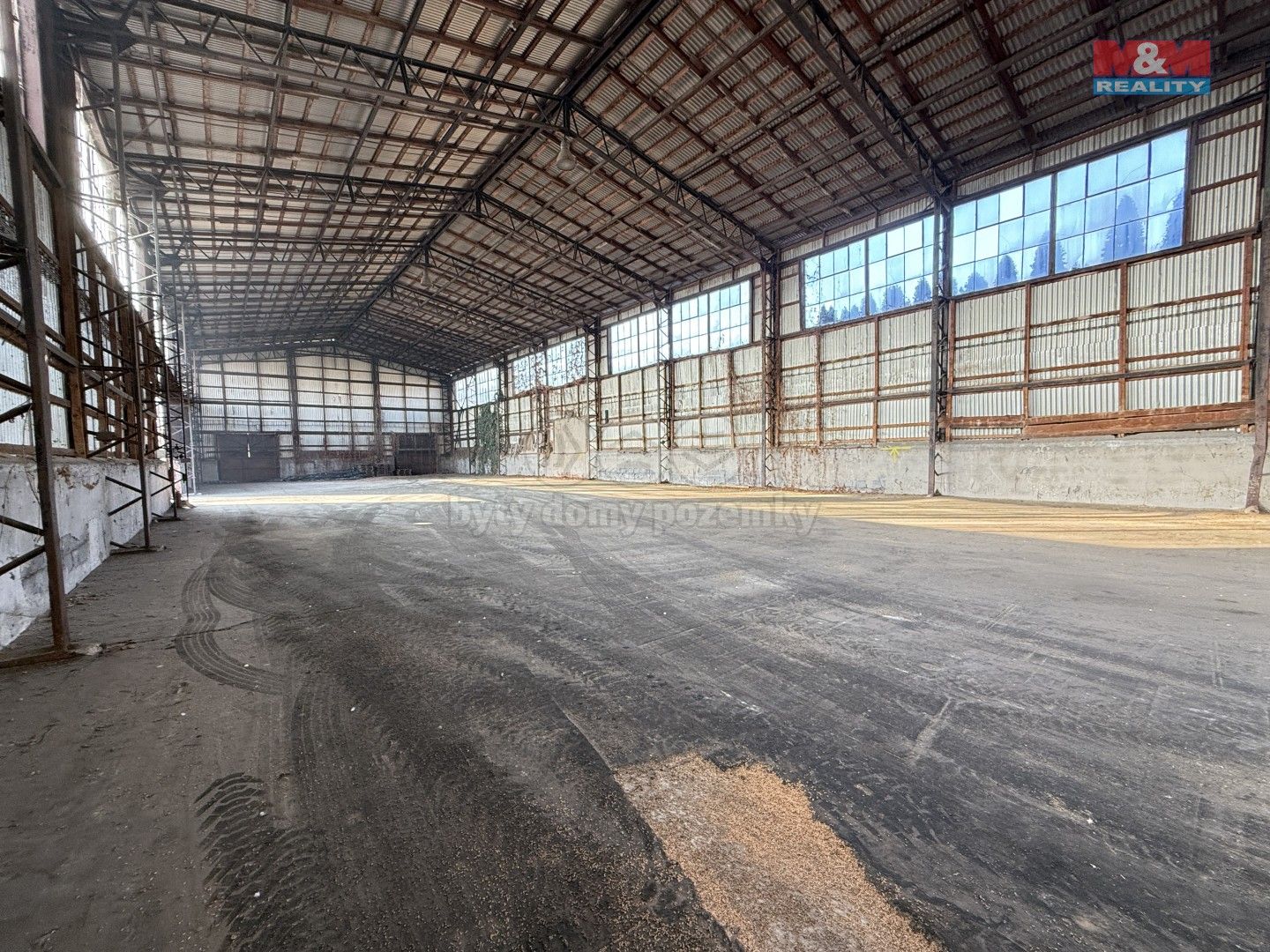 Sklady, Kostelec nad Orlicí, 1 100 m²