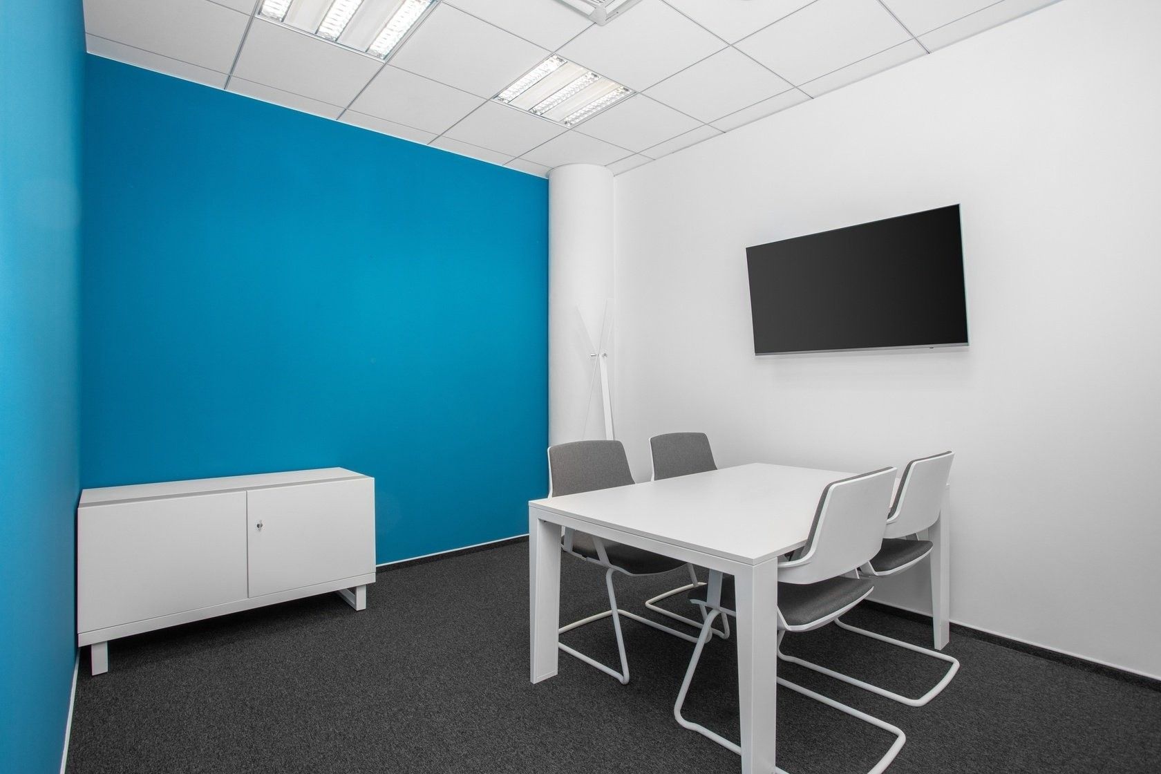 Pronájem kancelář - Aviatická, Praha, 10 m²