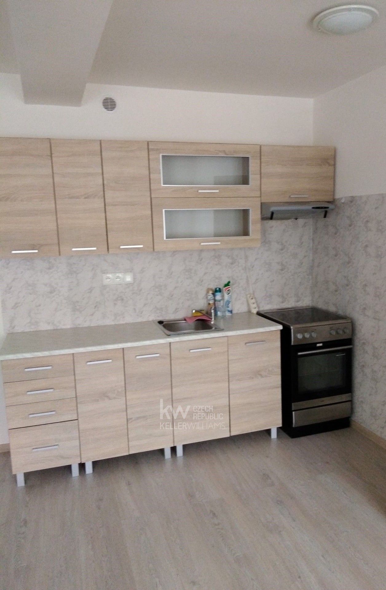 Prodej byt 1+kk - Hradčanská, Kladno, 33 m²