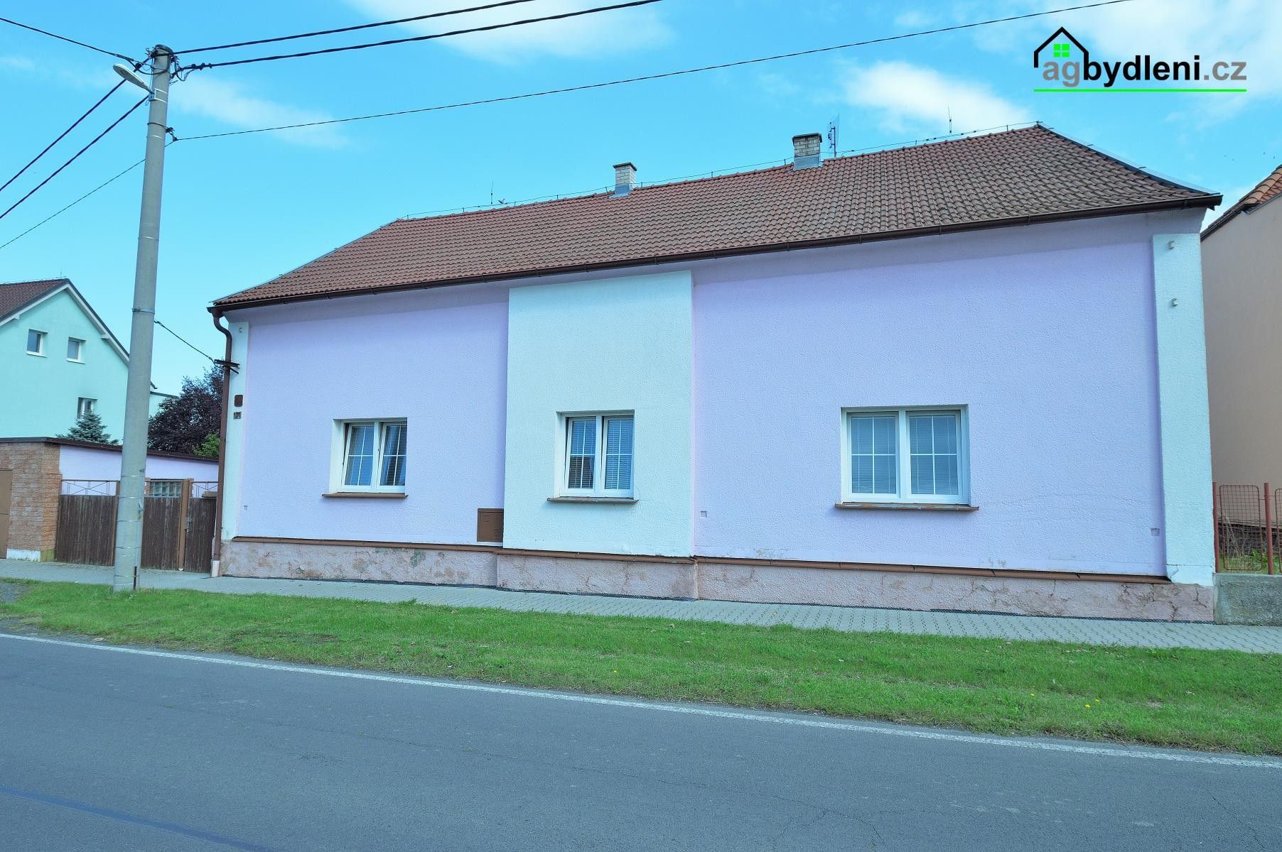 Rodinné domy, Vstiš, 120 m²