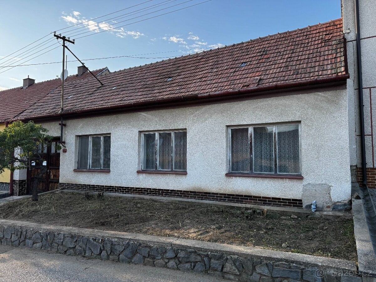 Rodinné domy, Uhřice, 696 34