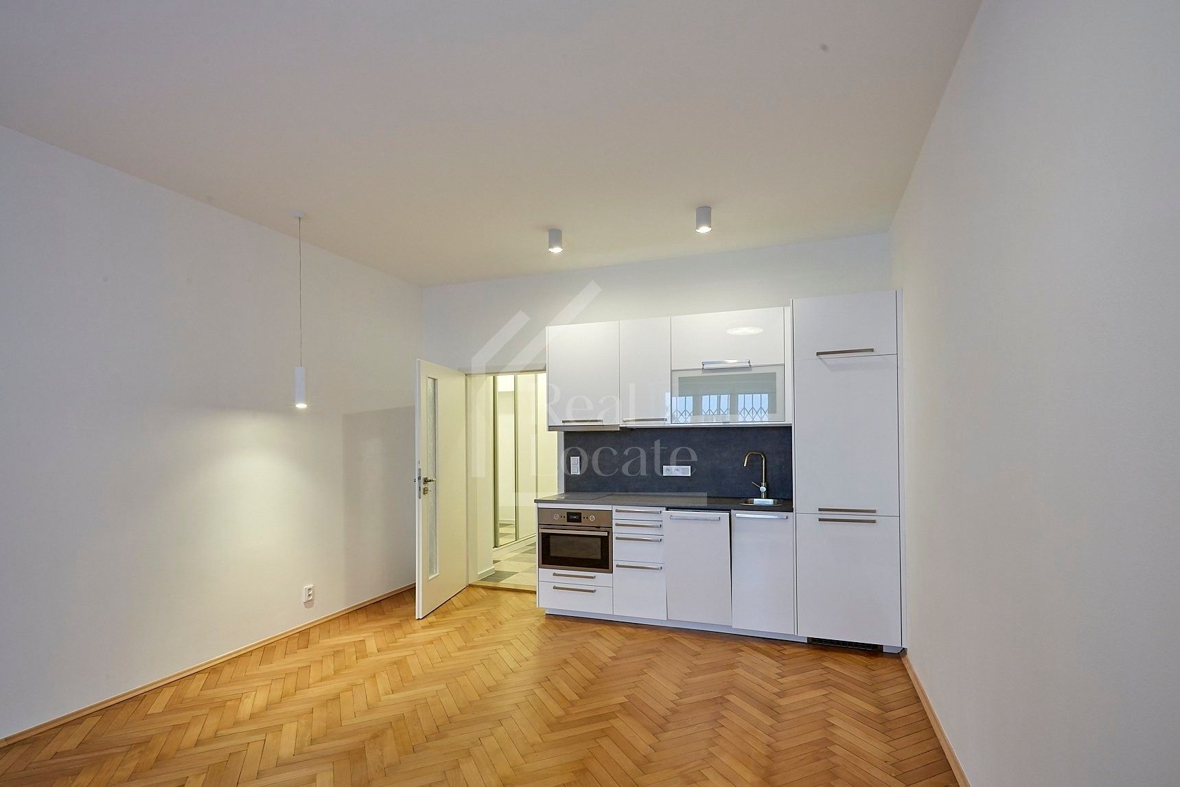 1+kk, Schnirchova, Praha, 35 m²