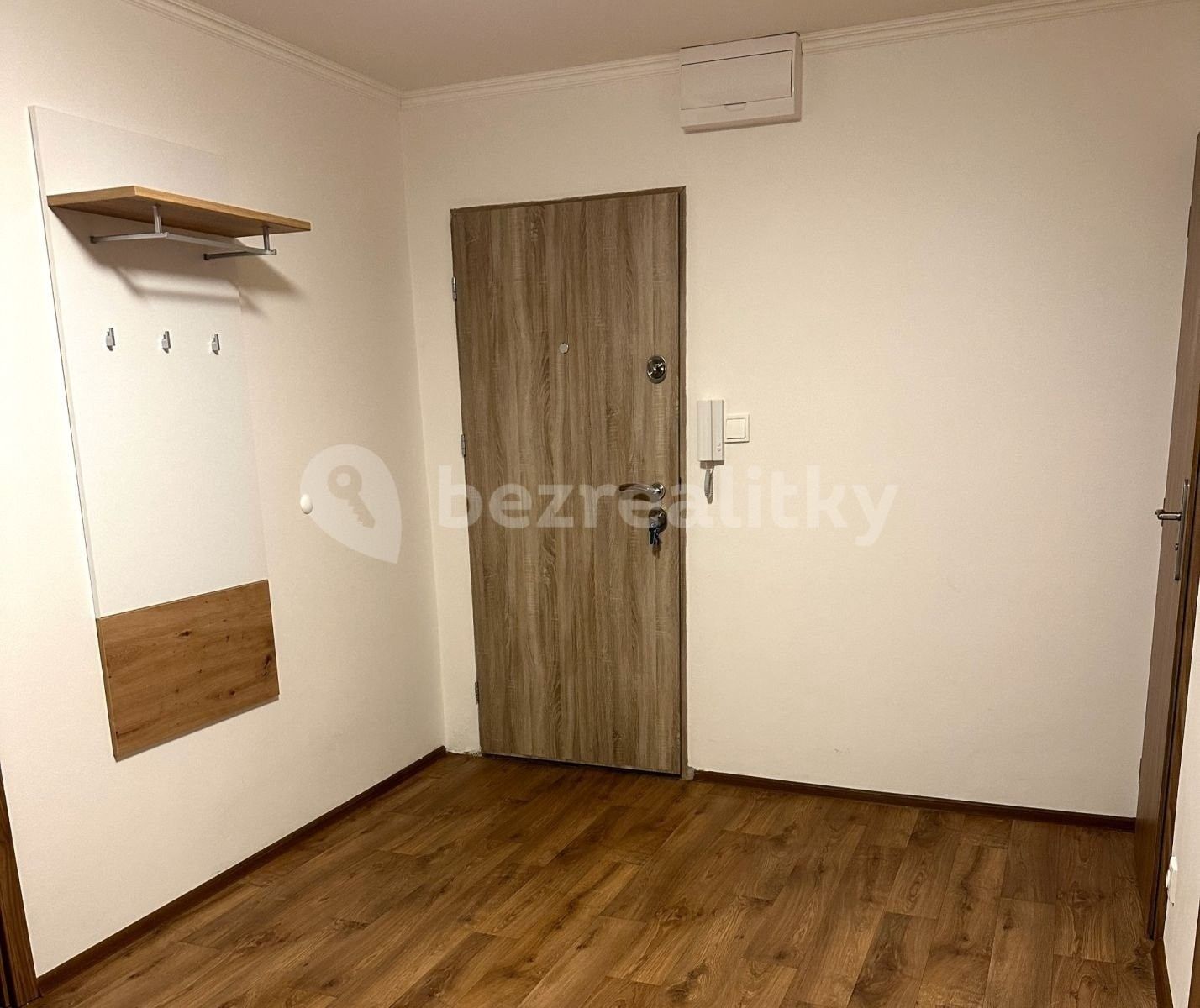 3+kk, Pražská, Slaný, 71 m²