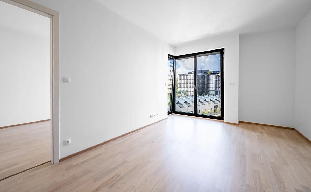 2+kk, Vojenova, Praha, 60 m²