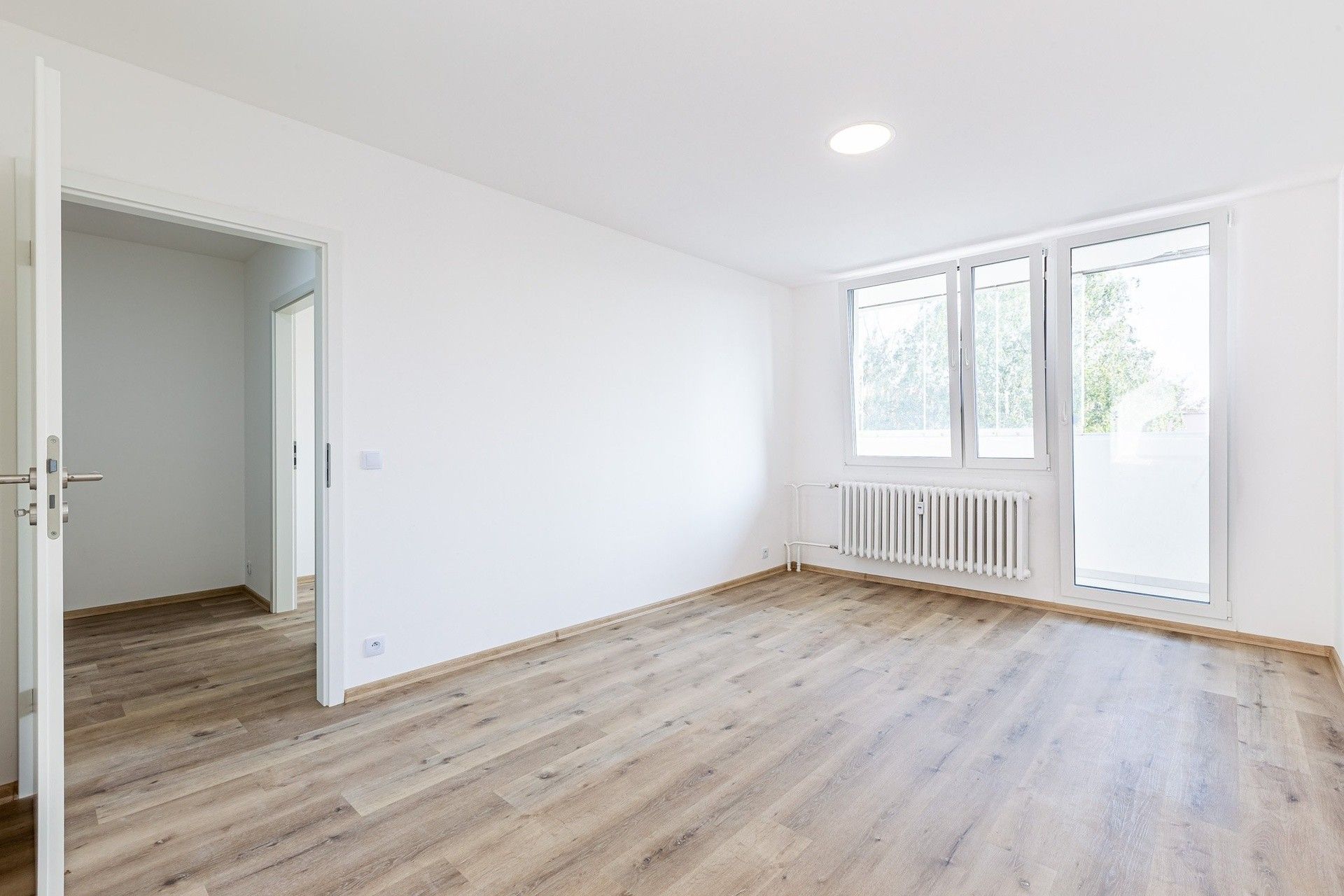 Pronájem byt 2+kk - Všehlušická, Slaný, 46 m²