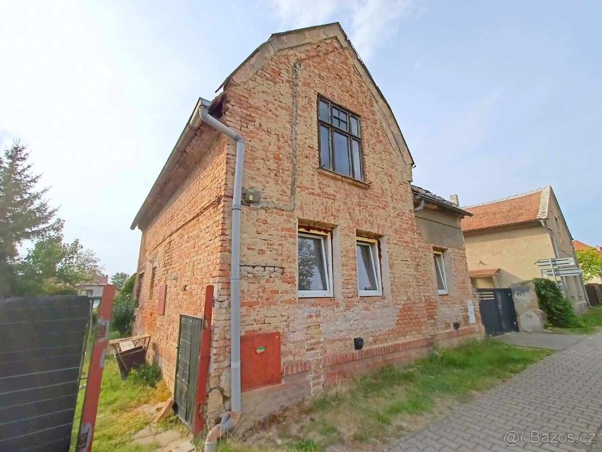 Prodej dům - Chrudim, 537 01, 342 m²