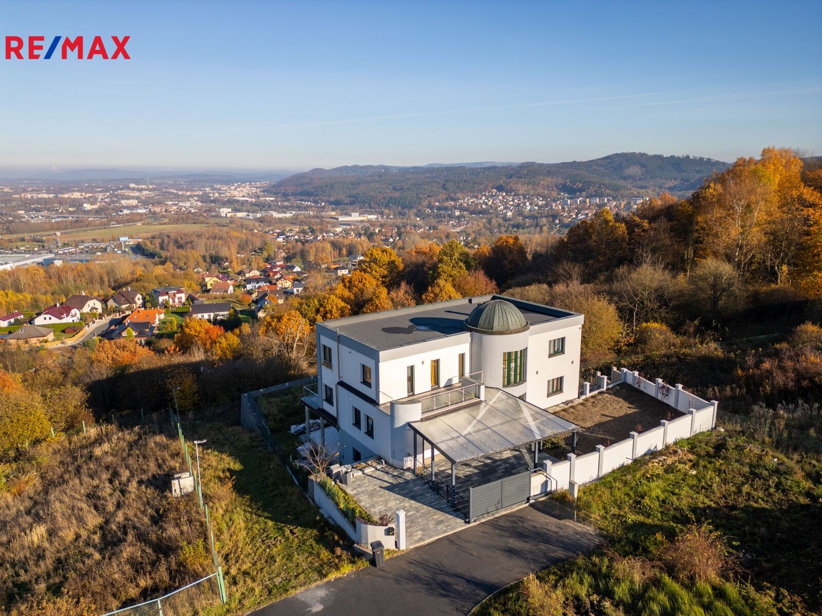 Prodej rodinný dům - Pod Vrchem, Jenišov, 483 m²