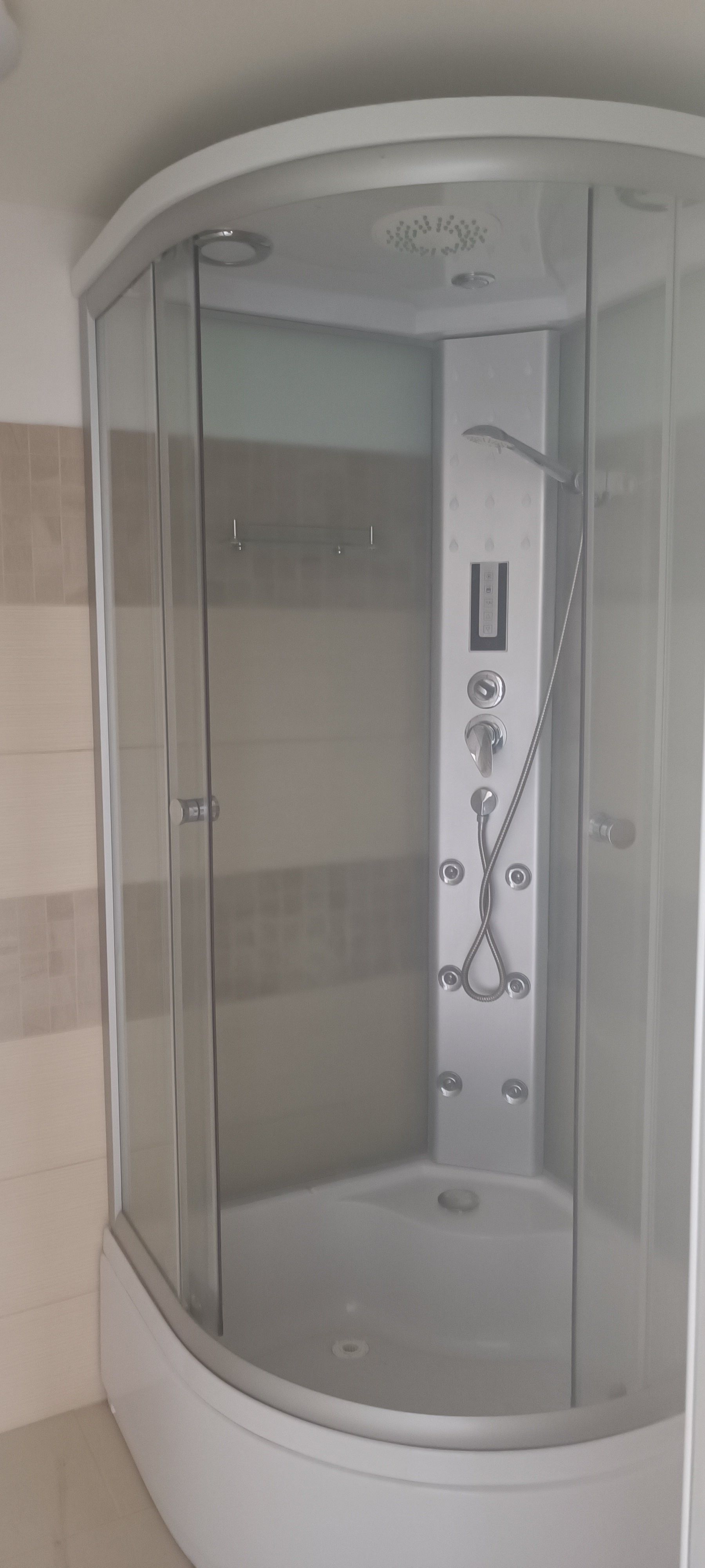 Pronájem byt 2+1 - Sídliště Za Chlumem, Bílina, 60 m²