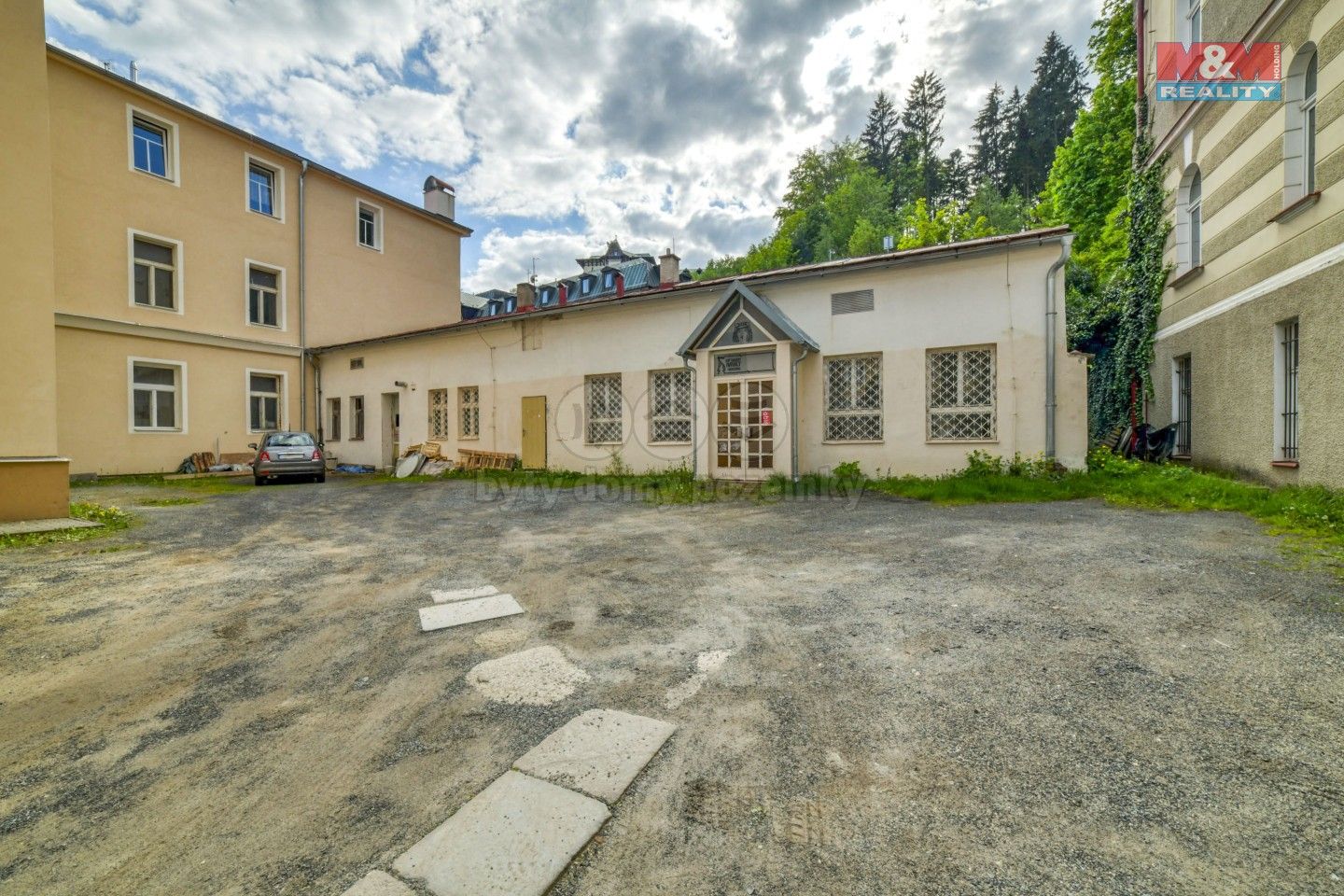 Obchodní prostory, Ruská, Mariánské Lázně, 143 m²