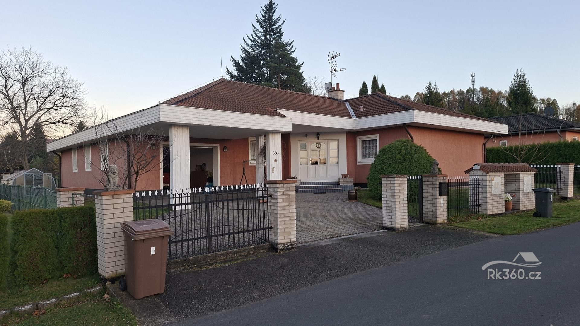 Rodinné domy, Dolní Líštná, Třinec, 242 m²