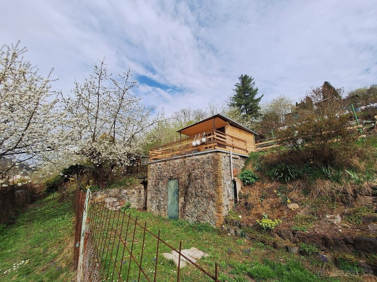 Zahrady, Ústí nad Labem, 400 01