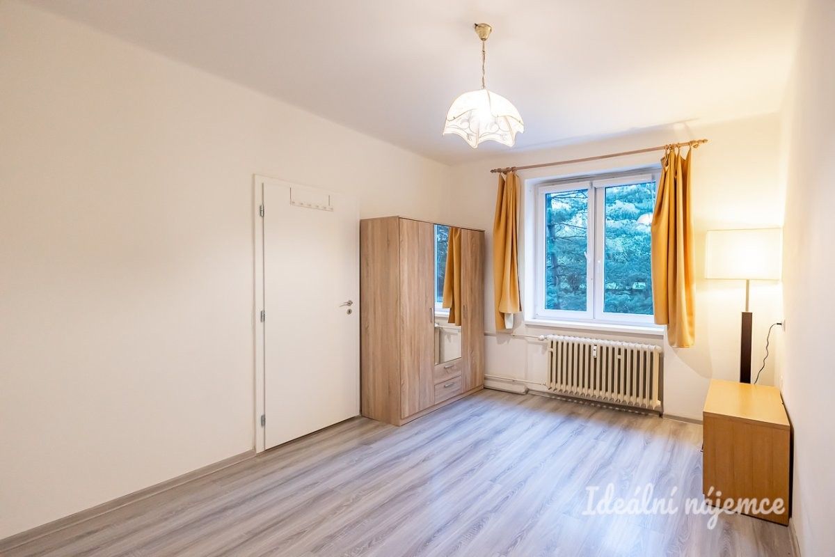 Pronájem byt 2+1 - náměstí Svatopluka Čecha, Praha, 55 m²