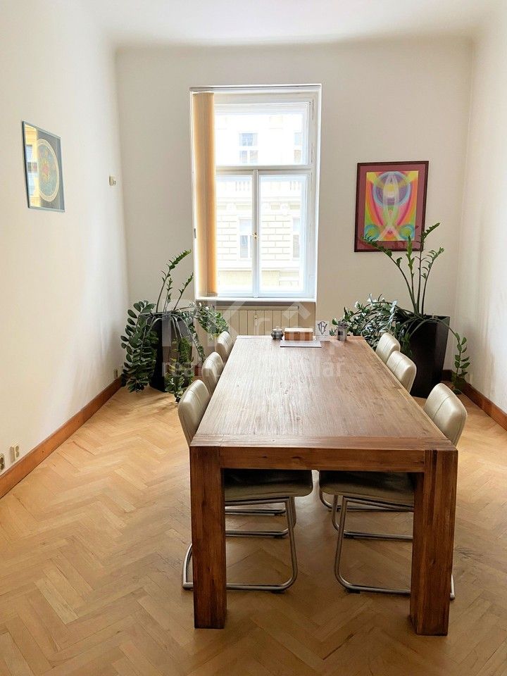 Pronájem kancelář - Malátova, Praha, 165 m²