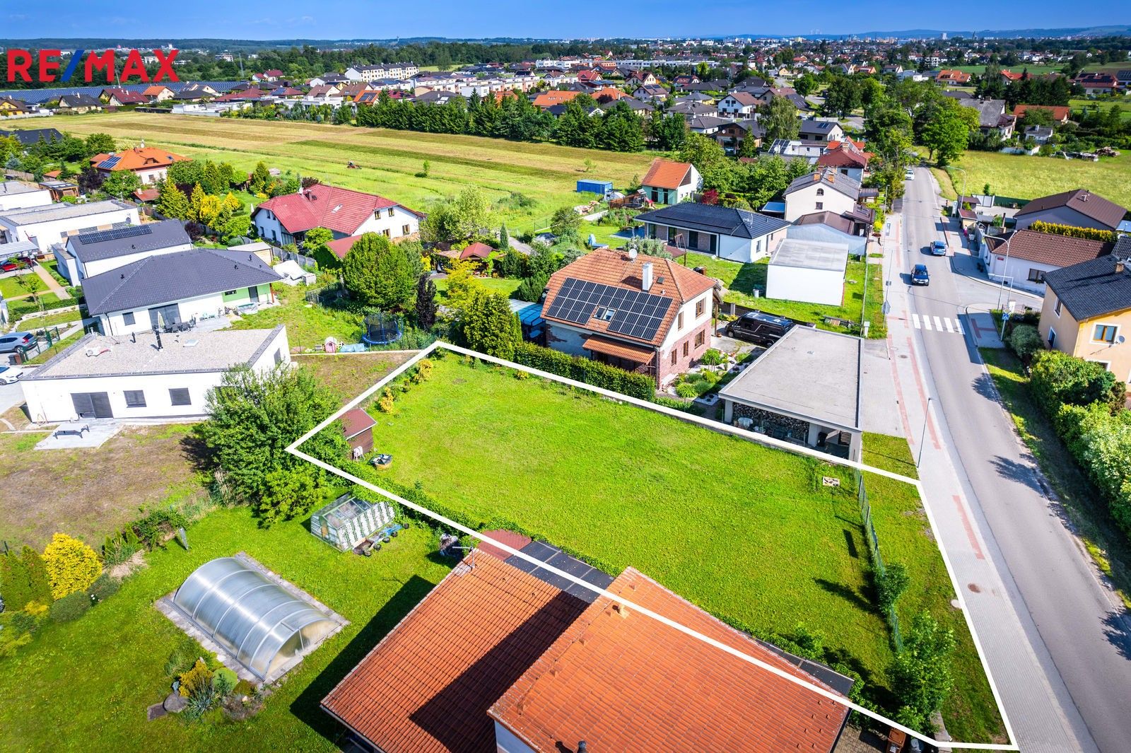 Prodej pozemek pro bydlení - Roudné, 828 m²