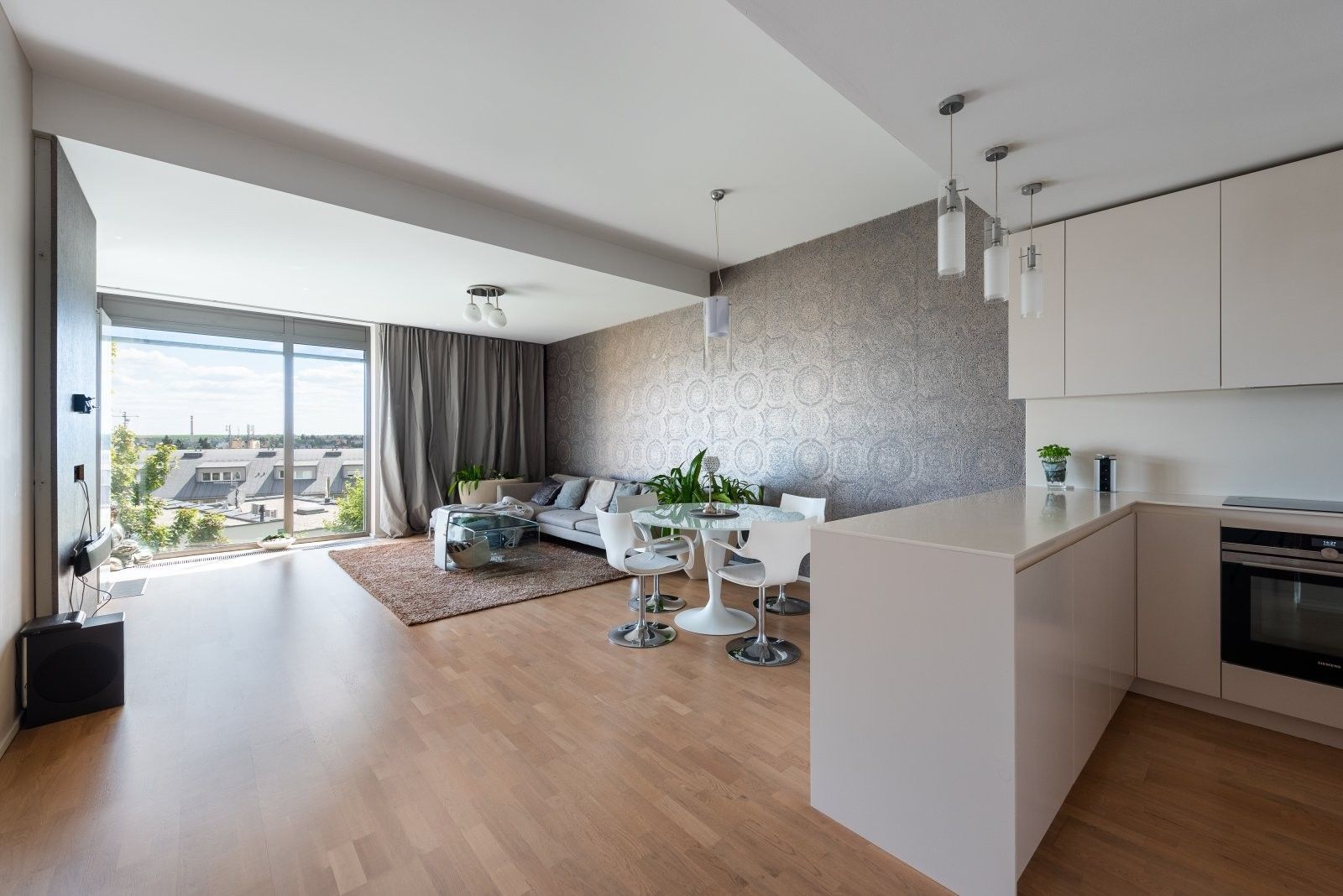 2+kk, Zdíkovská, Praha, 75 m²