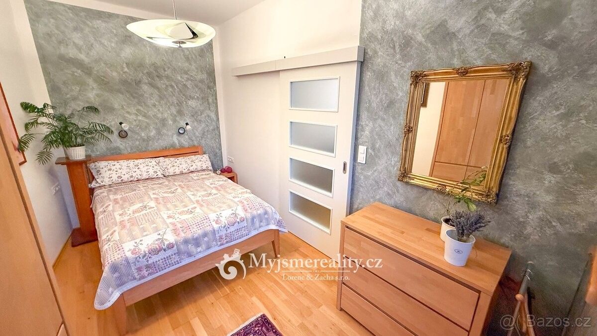 Byty, Znojmo, 669 02