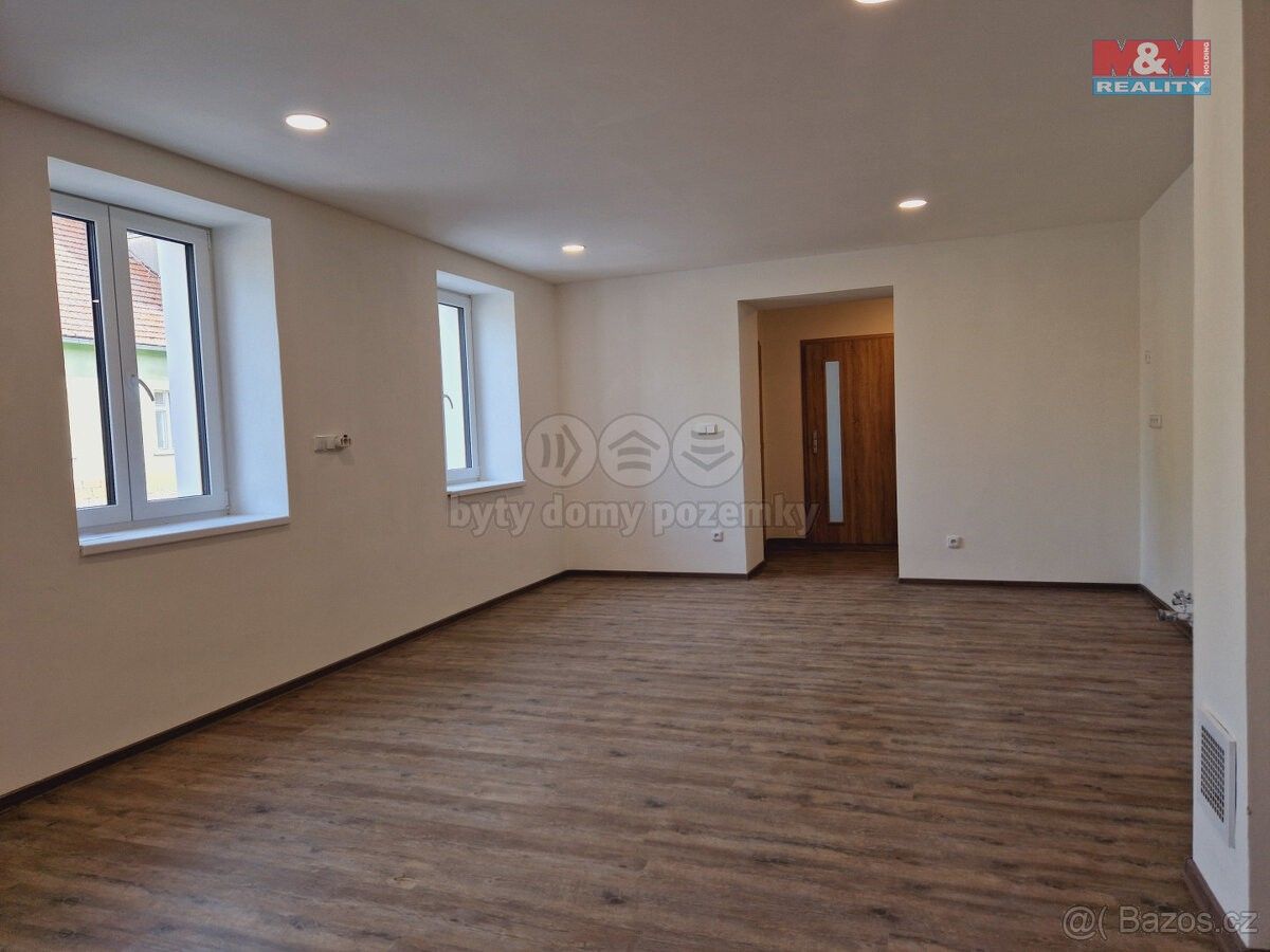 Prodej dům - Městec Králové, 289 03, 80 m²