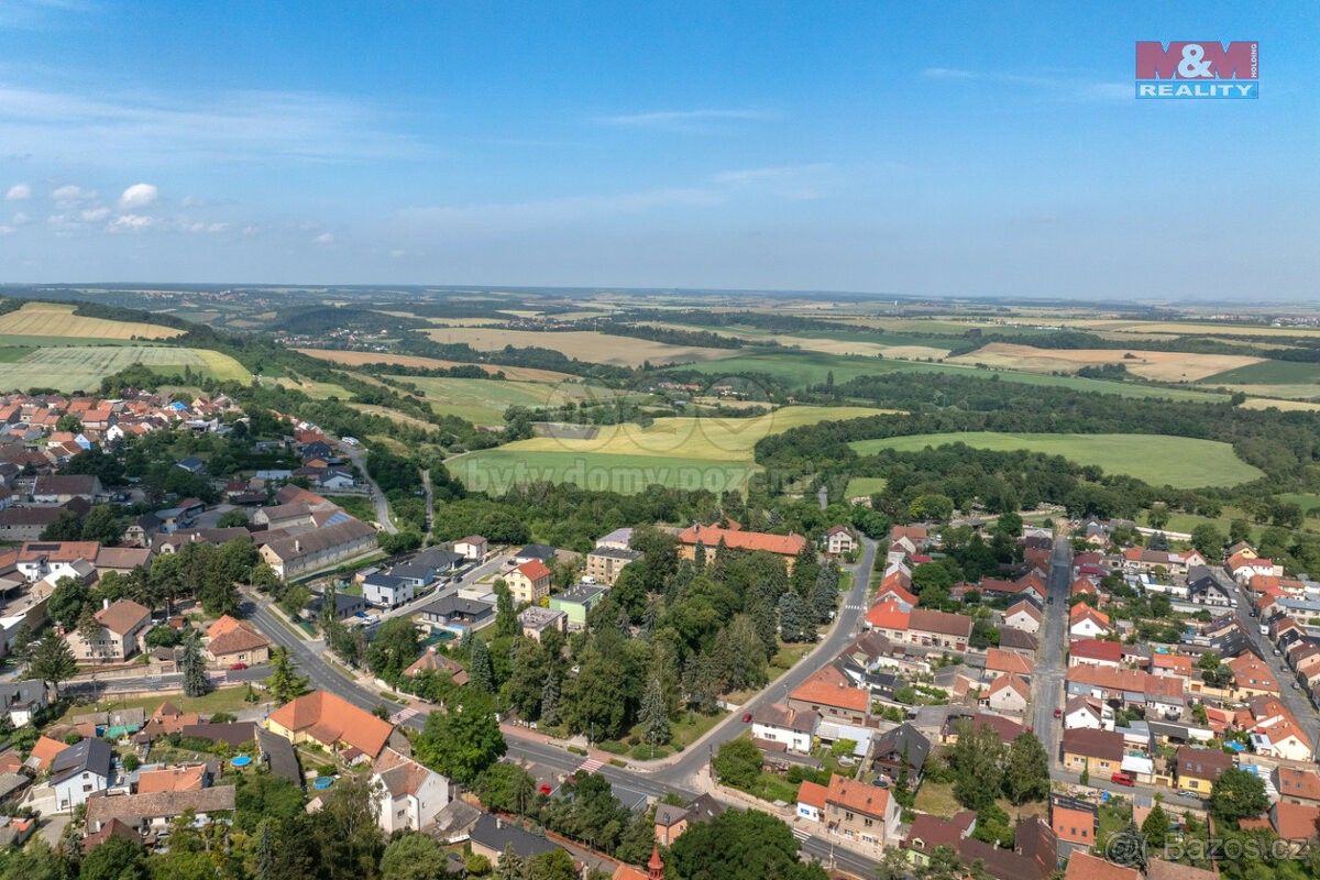 Prodej pozemek pro bydlení - Pchery, 273 08, 1 040 m²