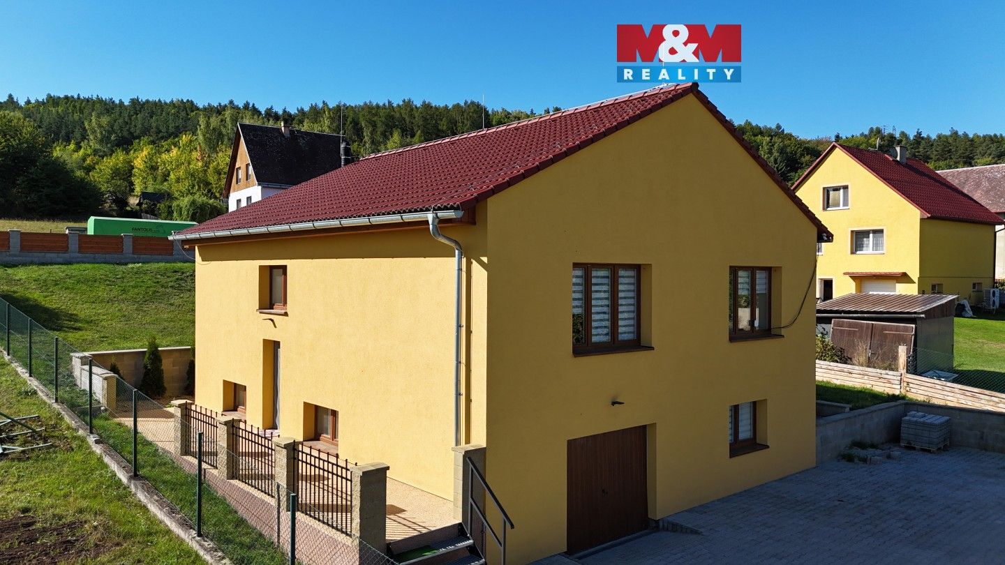 Rodinné domy, Lesní, Mašťov, 168 m²