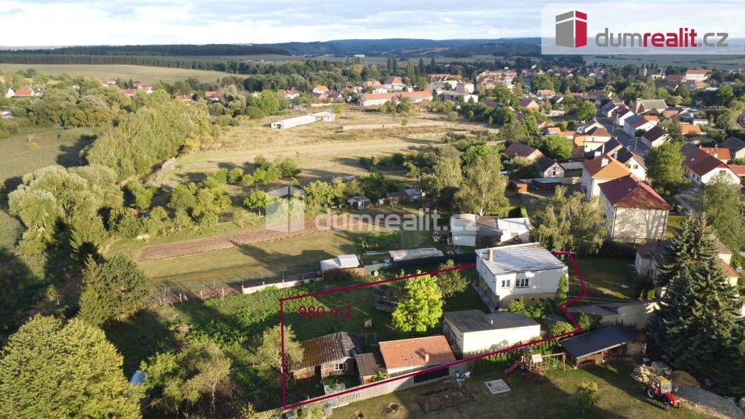 Prodej rodinný dům - Nádražní, Vroutek, 280 m²