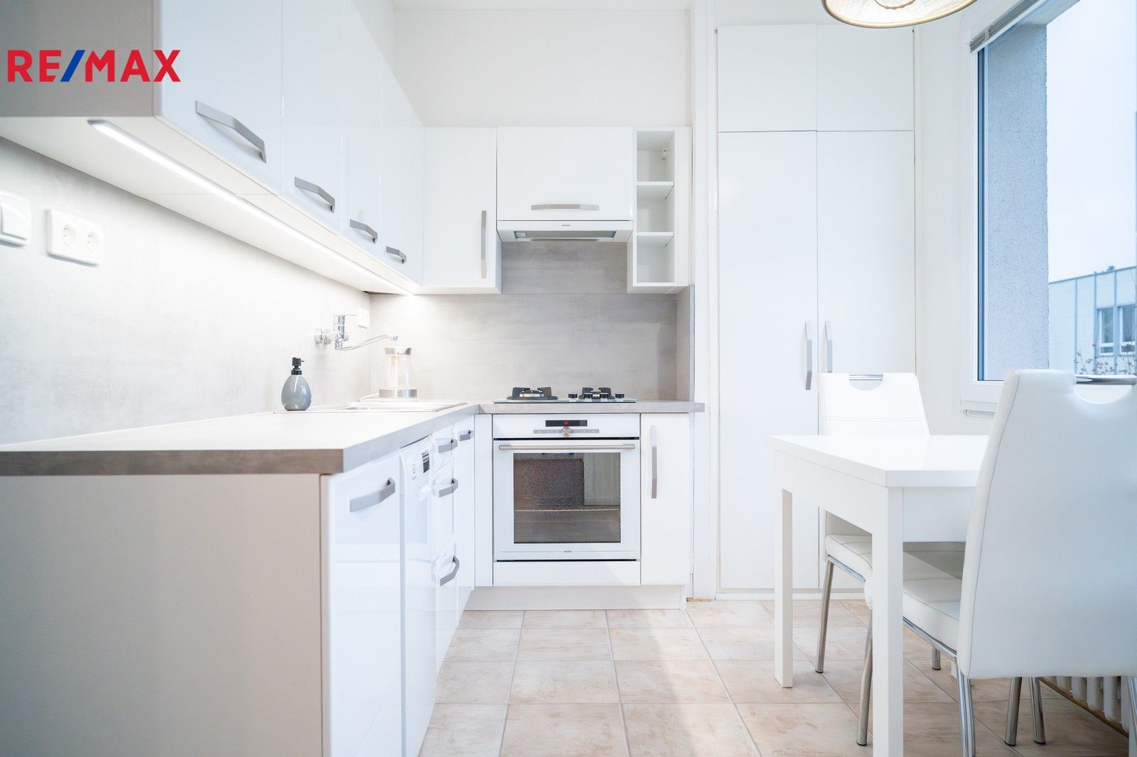 2+kk, Truhlářská, Hradec Králové, 67 m²