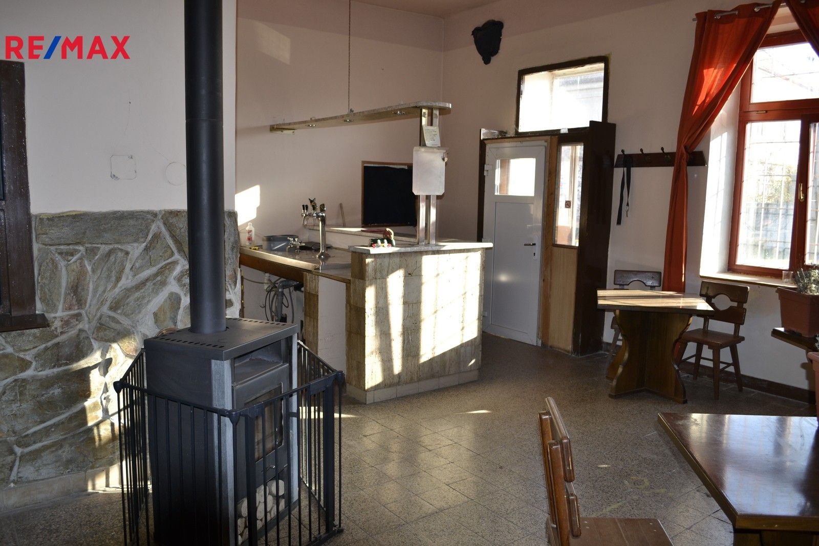 Restaurace, Mlčechvosty, Vraňany, 200 m²