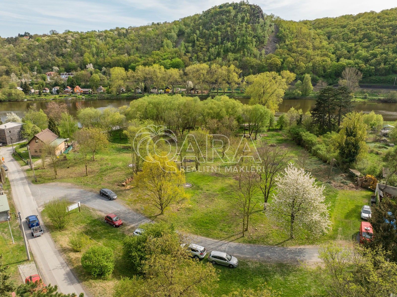 Prodej pozemek pro bydlení - V Údolí, Husinec, 1 008 m²